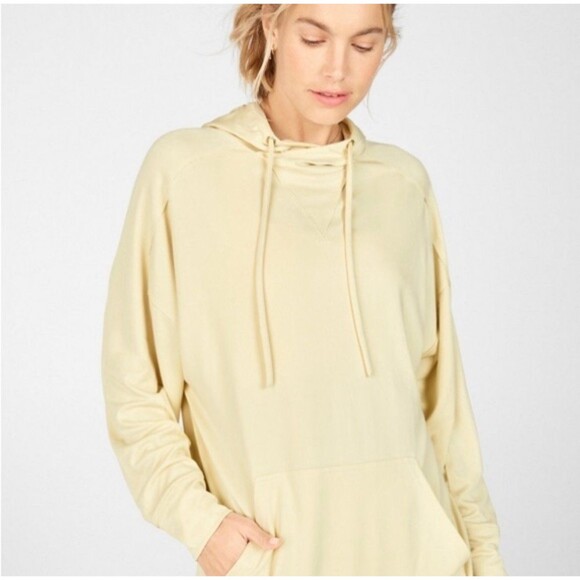Fabletics Oversized Hooded Tunic Sweatshirt Cream Pale Yellow Women's Size L - Picture 9 of 9
